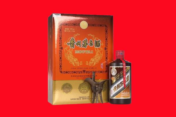 龙华区回收30年茅台酒.jpg